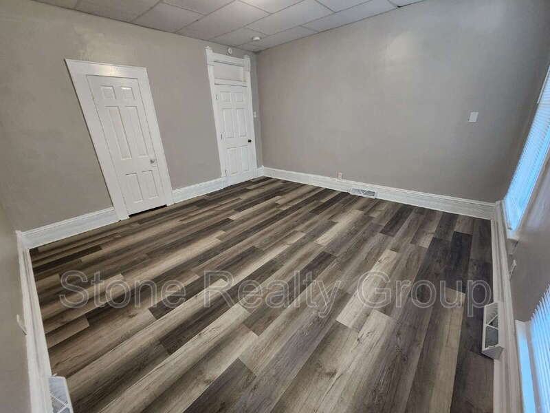 1040 7th Ave - Photo 6 of 7