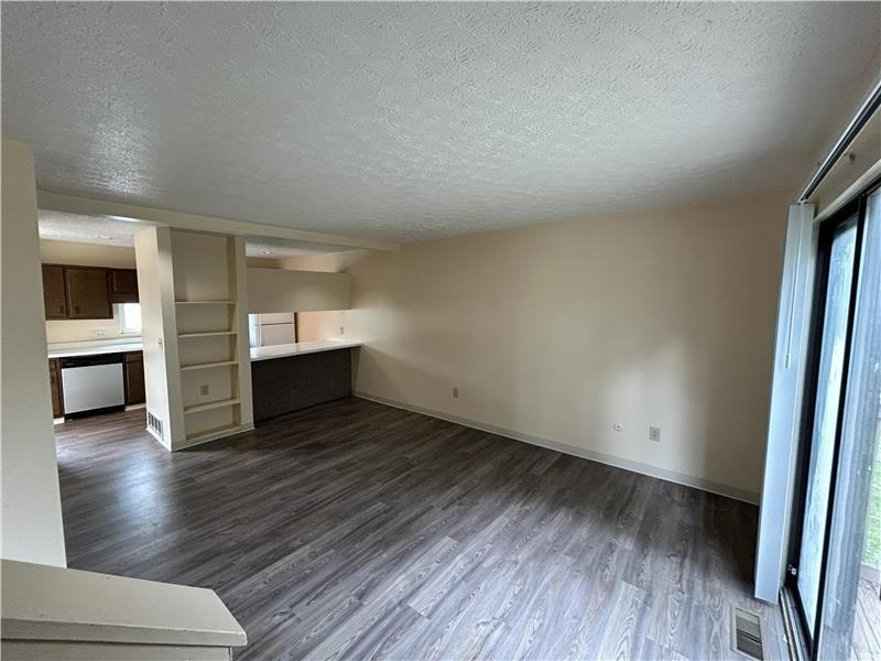 133 Orchard Dr #A - Photo 2 of 7