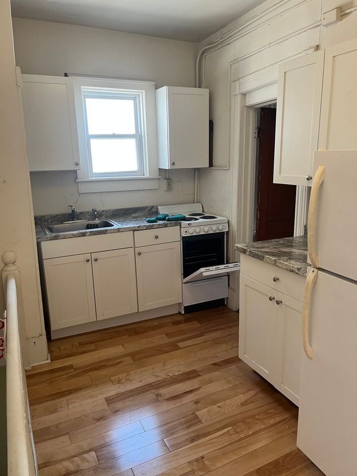 205-209 Church St. - Photo 4 of 6