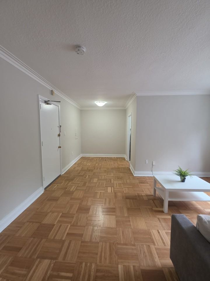 309 The Kingsway #107 - Photo 6 of 14