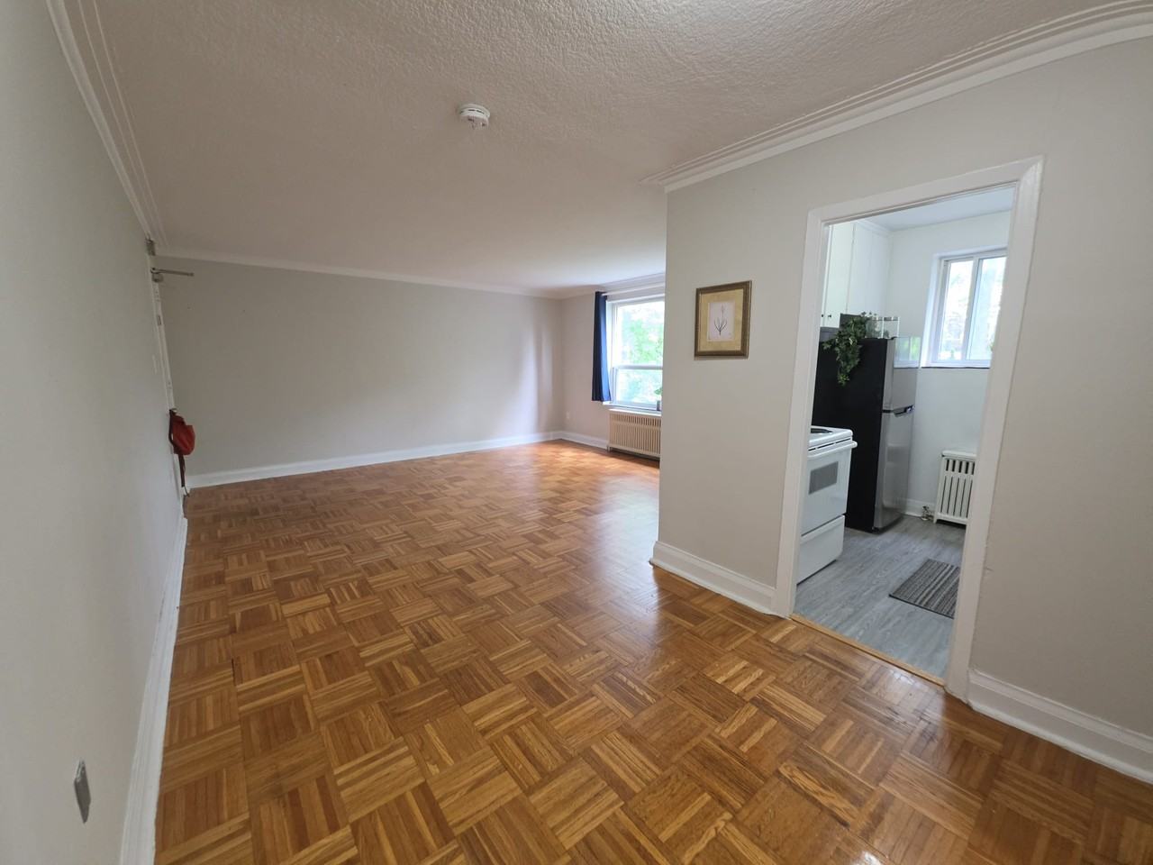 309 The Kingsway #309 - Photo 2 of 15