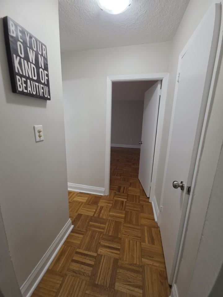 309 The Kingsway #309 - Photo 5 of 15