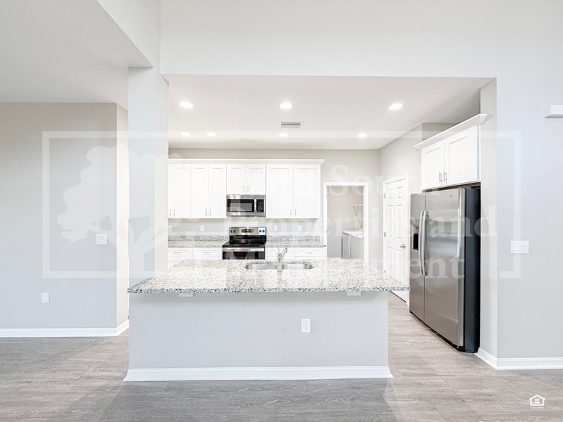 3389 Cup Dr - Photo 6 of 28