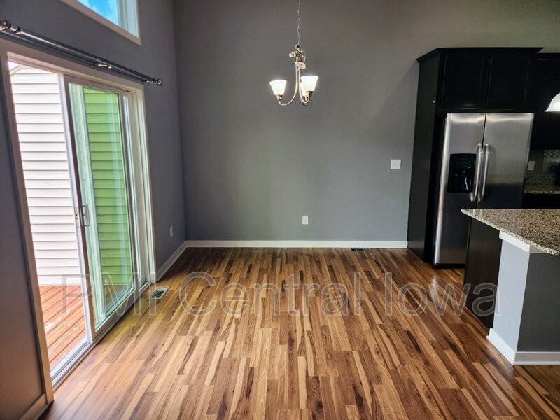186 79th St - Photo 6 of 26