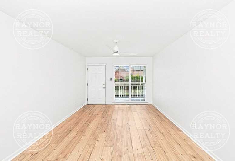 2102 W Knox St #A - Photo 2 of 17