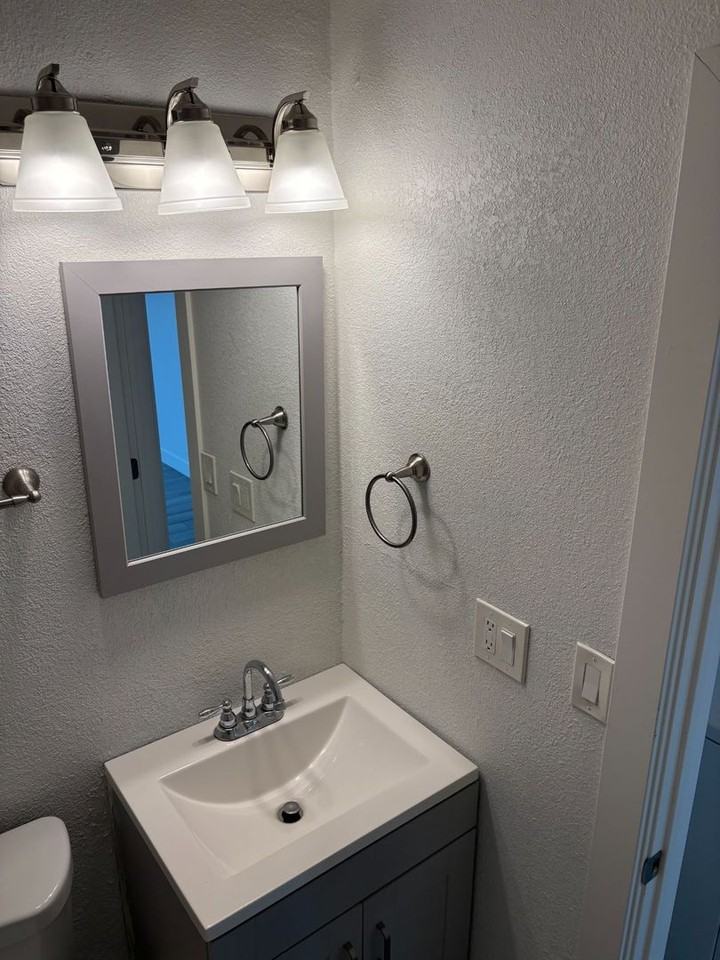 5040 N 18th Ave - Photo 7 of 29