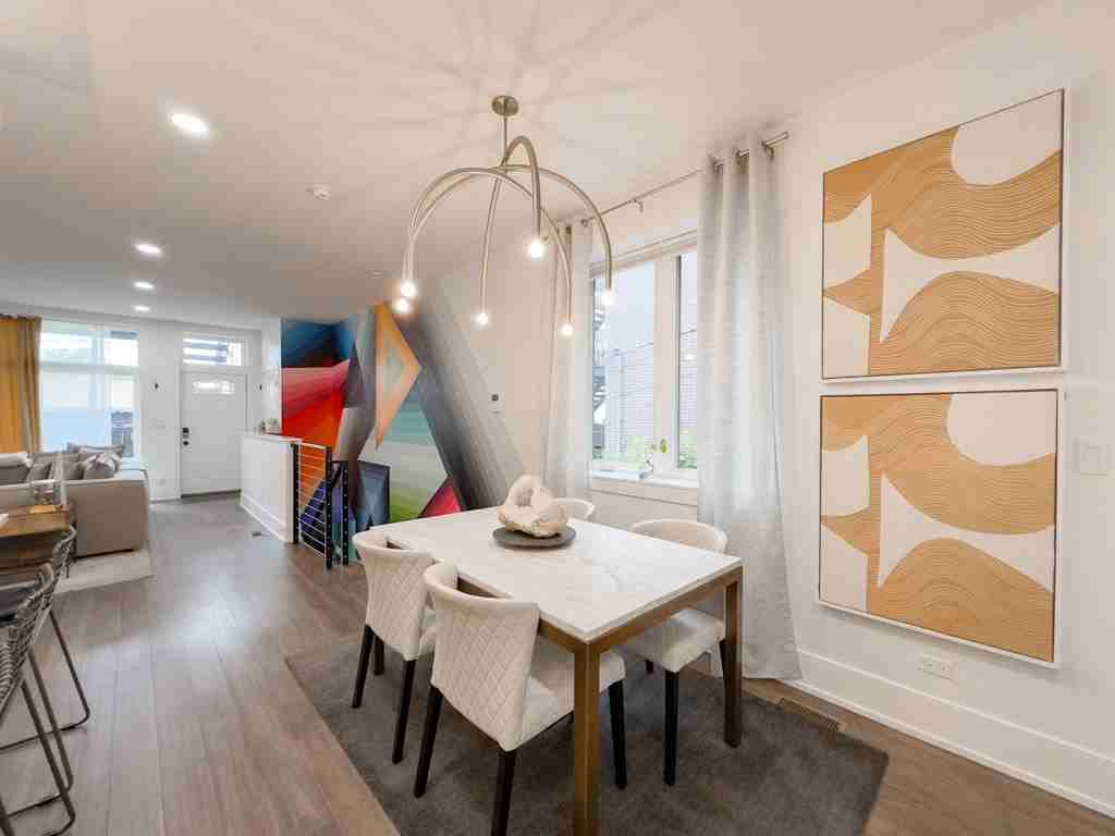 1812 N Sawyer Ave #1R - Photo 6 of 21