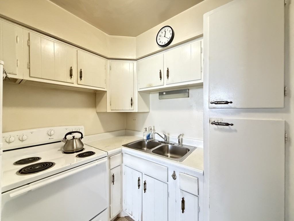 2012 N Orleans St #4B - Photo 3 of 21