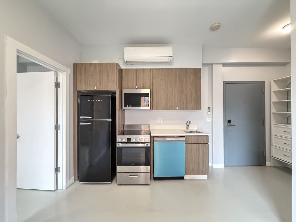 4700 N Racine Ave #316 - Photo 2 of 21