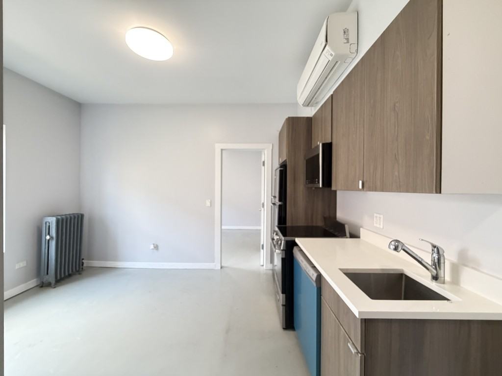 4700 N Racine Ave #316 - Photo 6 of 21