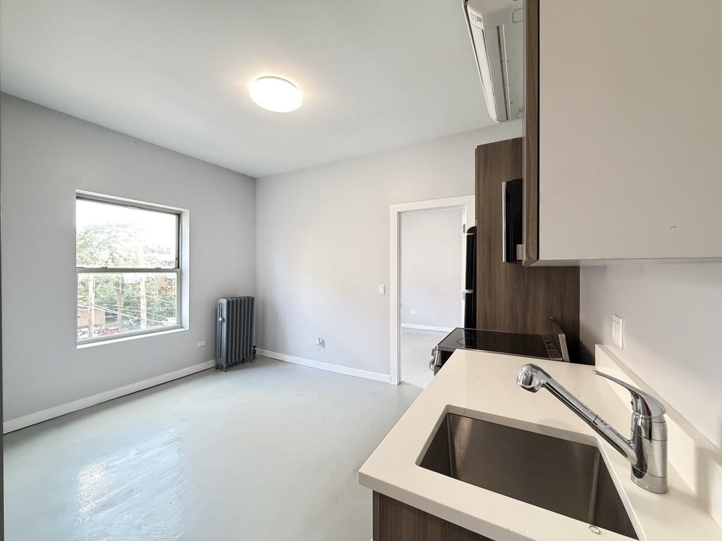 4700 N Racine Ave #316 - Photo 7 of 21