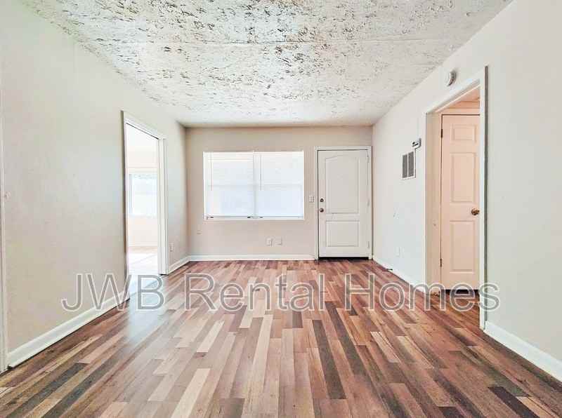 2321 Kinwood Ave - Photo 6 of 13