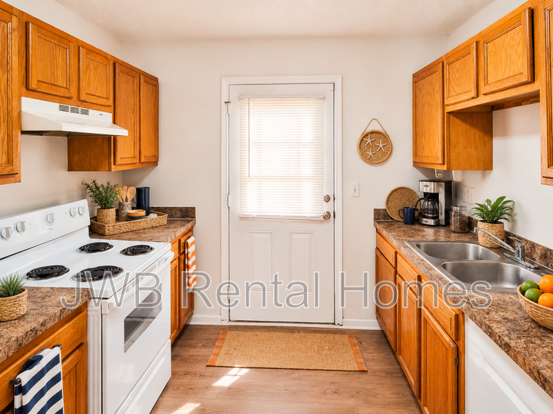 3562 Drexel St - Photo 3 of 11