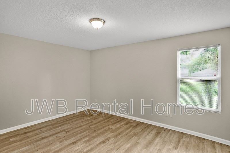 1211 Orton St - Photo 6 of 16