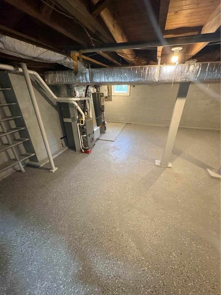 1439 Shore Rd - Photo 7 of 9