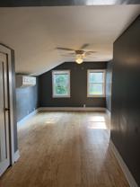13 1/2 Mansfield Ave - Photo 1 of 1