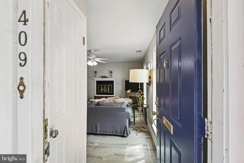 409 S Sharp St #R5 - Photo 2 of 18