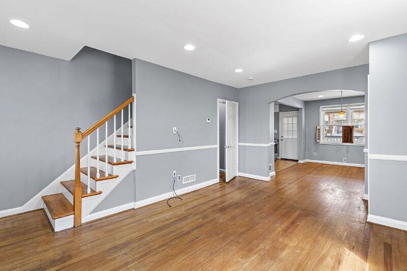 6832 Broening Rd - Photo 4 of 26