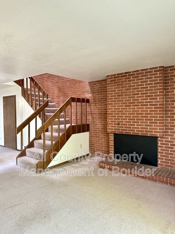 1850 Goss St #3 - Photo 6 of 7