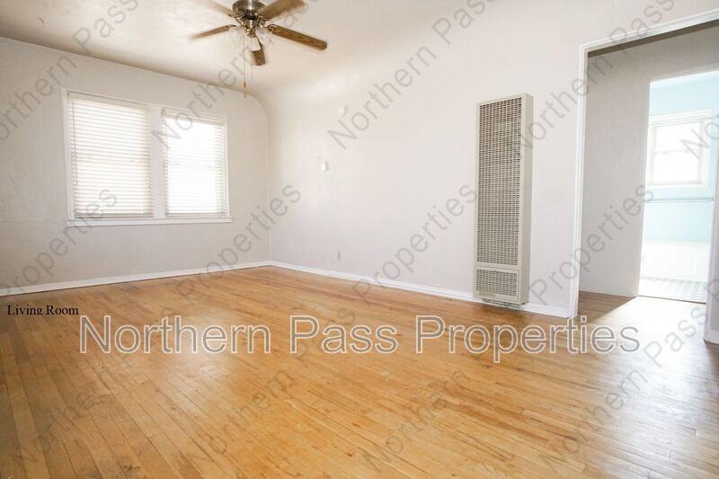 3308 Sacramento Ave - Photo 3 of 23