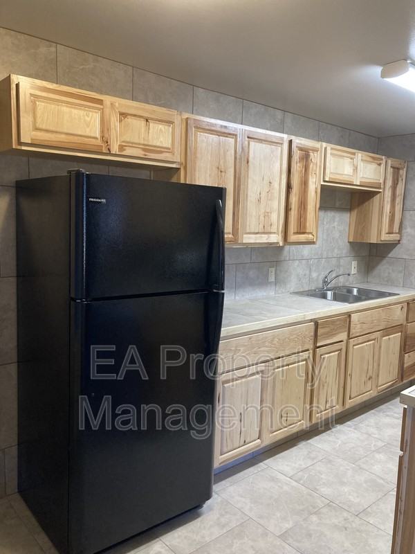421 Alcazar St Se #1 - Photo 2 of 13