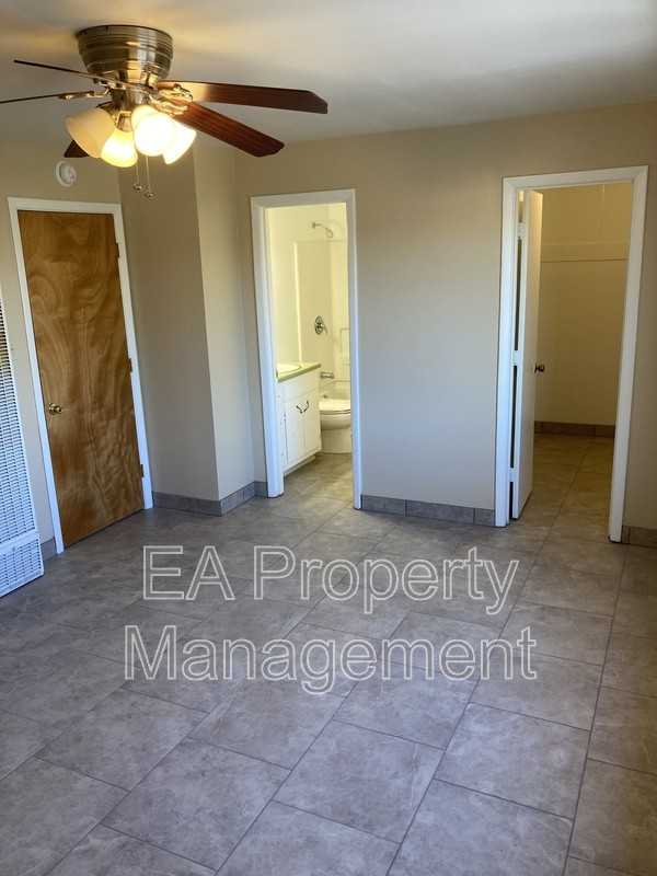 421 Alcazar St Se #1 - Photo 7 of 13