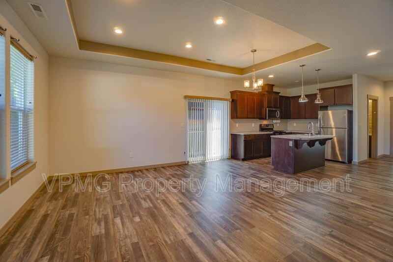 13801 Ne 33rd Cir - Photo 6 of 33