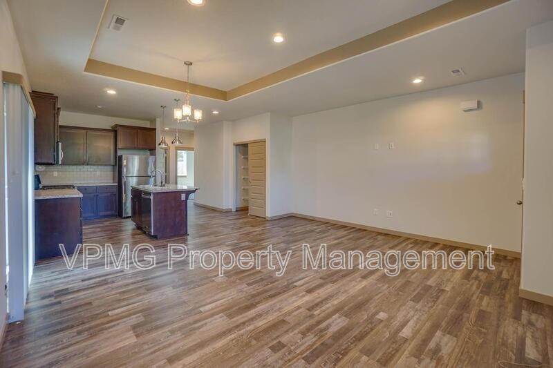 13801 Ne 33rd Cir - Photo 7 of 33