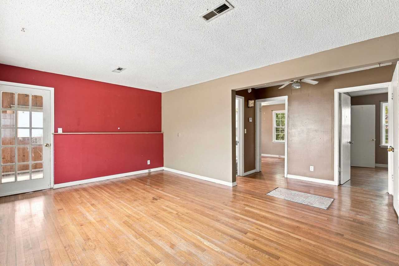 1954 E Cherry St - Photo 7 of 18