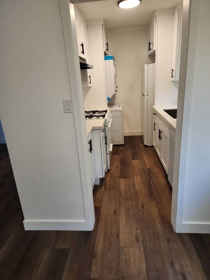 1540 Orange Grove Avenue #4 - Photo 3 of 13