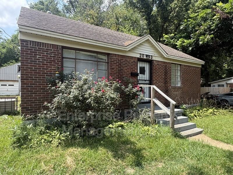 2083 Charleston Rd - Photo 2 of 17
