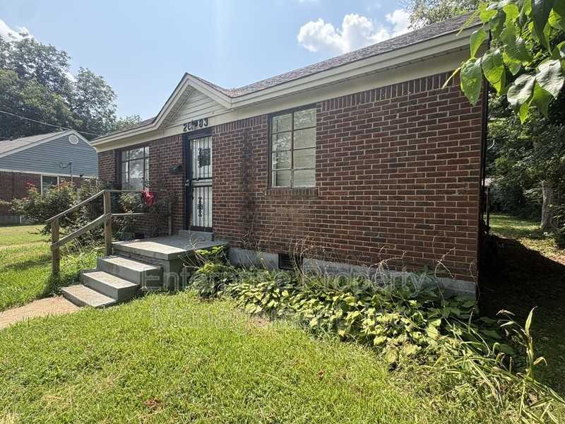 2083 Charleston Rd - Photo 3 of 17