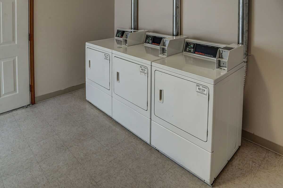 Paint Lick Station - Photo 6 of 20