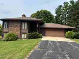 featured image of 9519 Mullen Ln