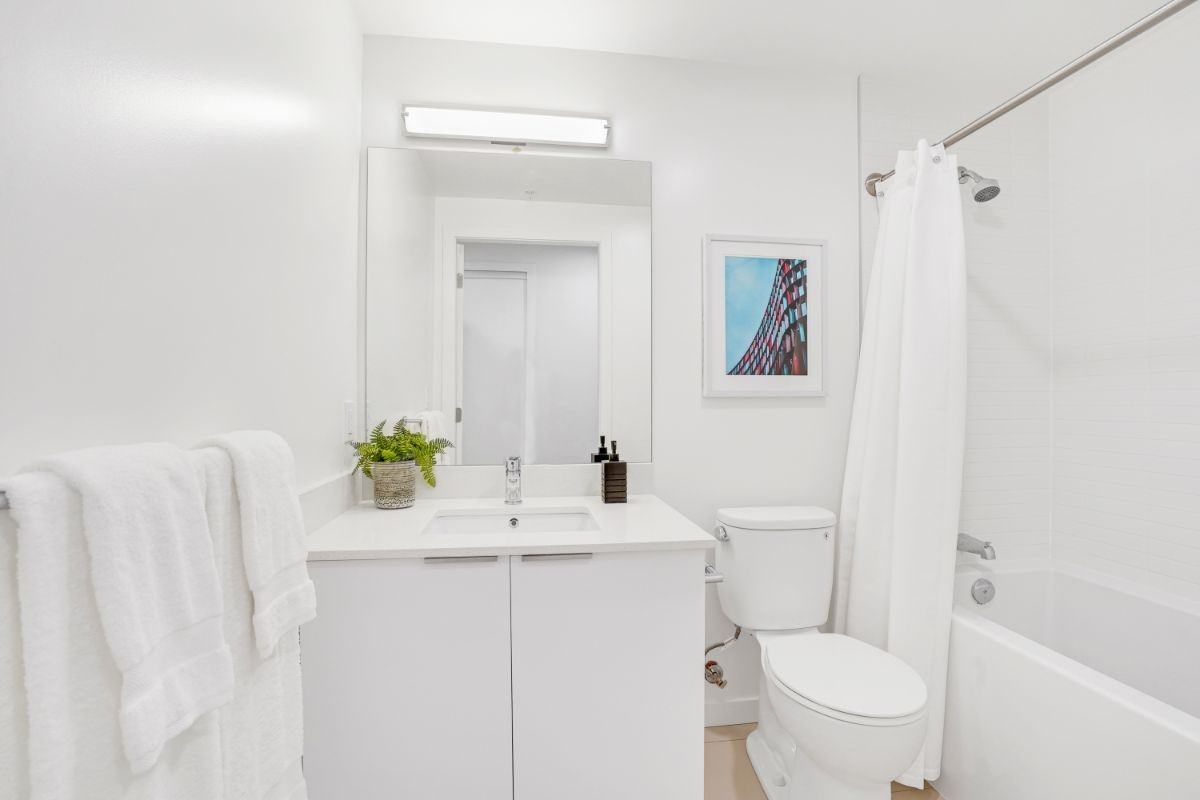 1463 West 8th Avenue #1504 - Photo 4 of 6