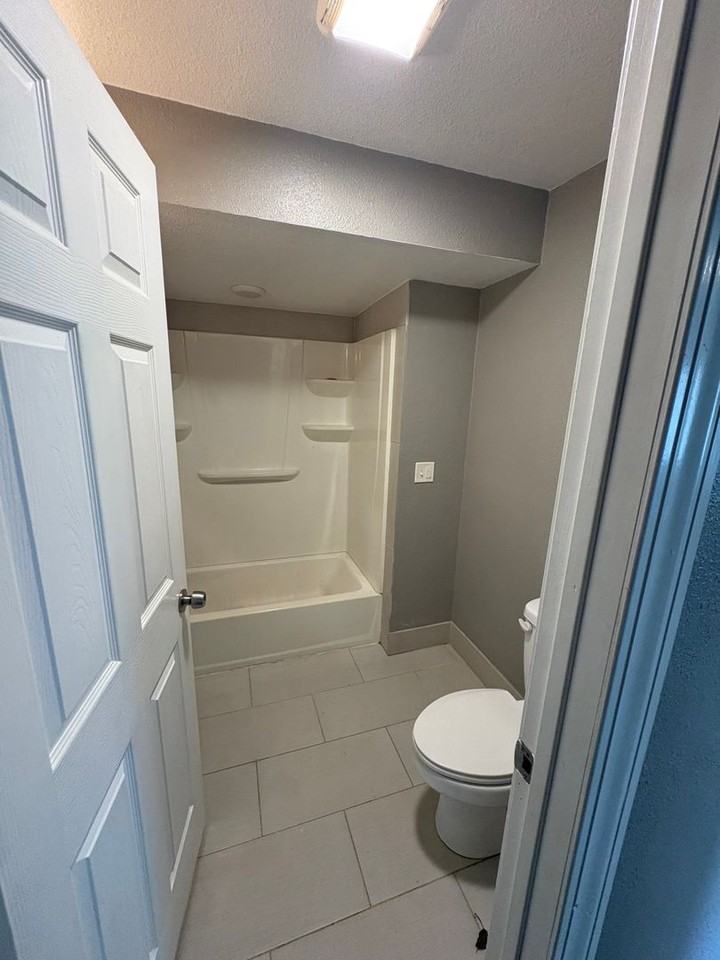 306 S Joplin St - Photo 3 of 4