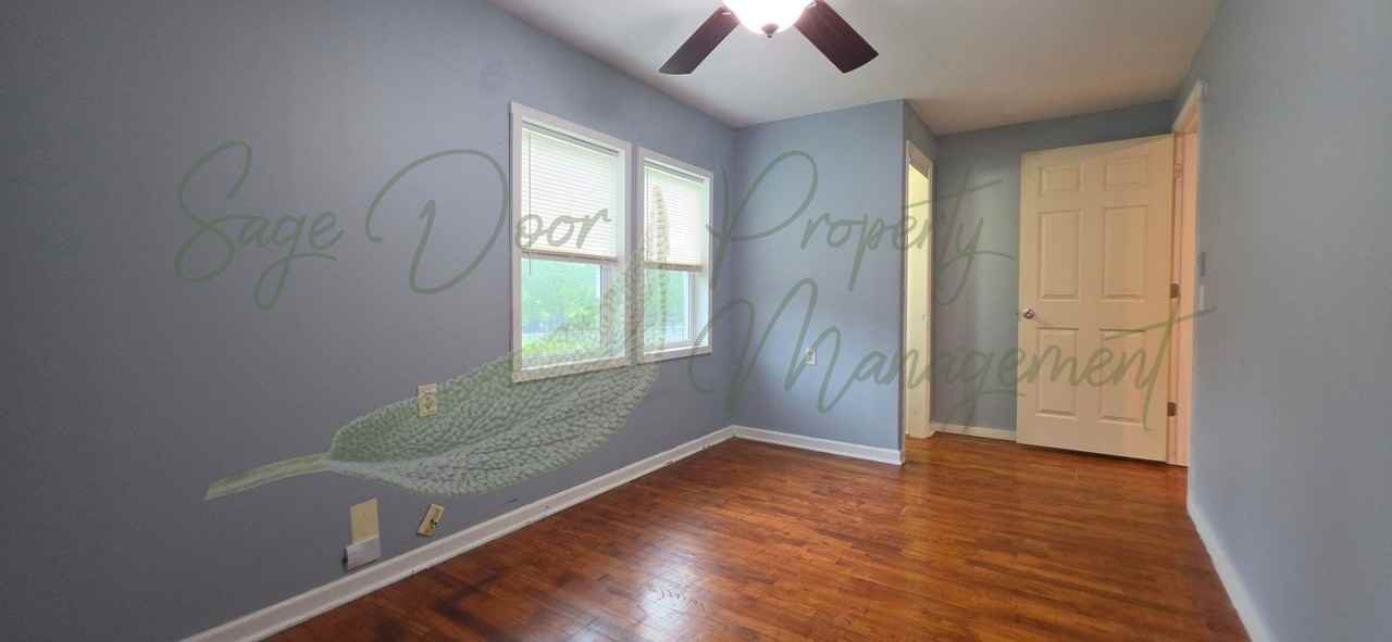 630 N Pleasant St - Photo 5 of 50