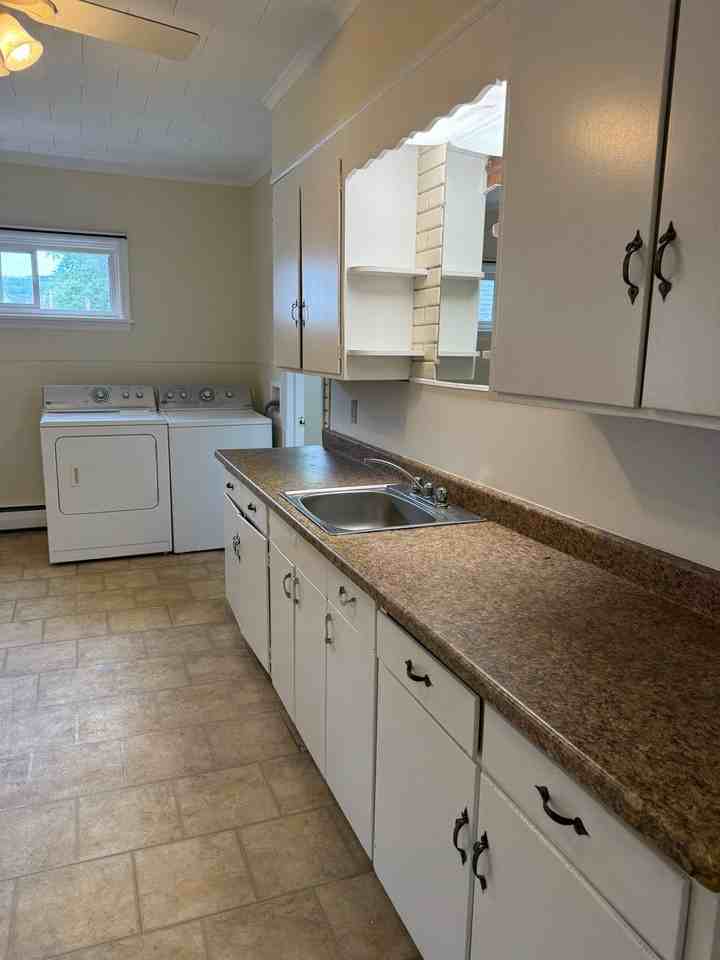 602 Church St - Photo 2 of 15