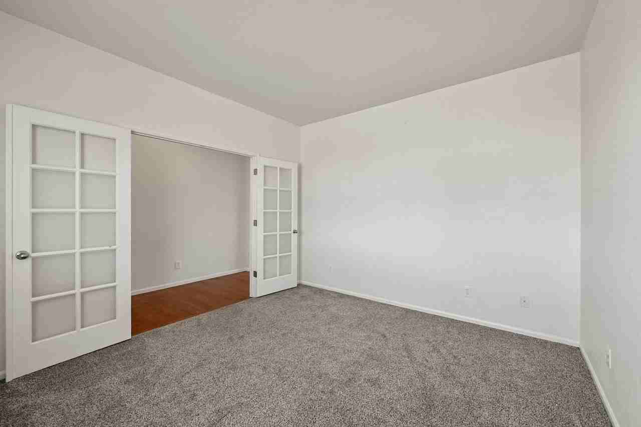 11850 Kalmath Way - Photo 5 of 40