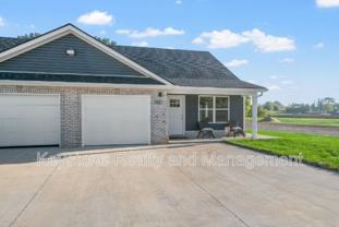 306 Wisteria Ln - Photo 1 of 1