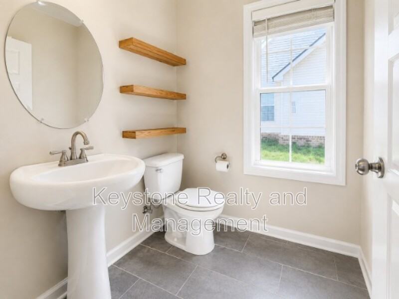 384 Wingfield Dr - Photo 6 of 16