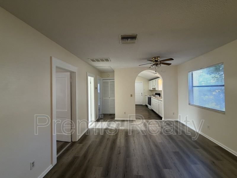 1319 Georgia Ave - Photo 3 of 22