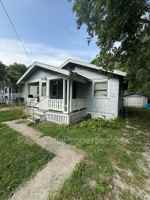 featured image of 2067 N Maple Ave