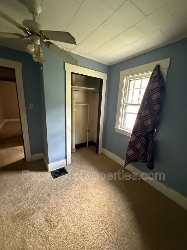 2067 N Maple Ave - Photo 6 of 13