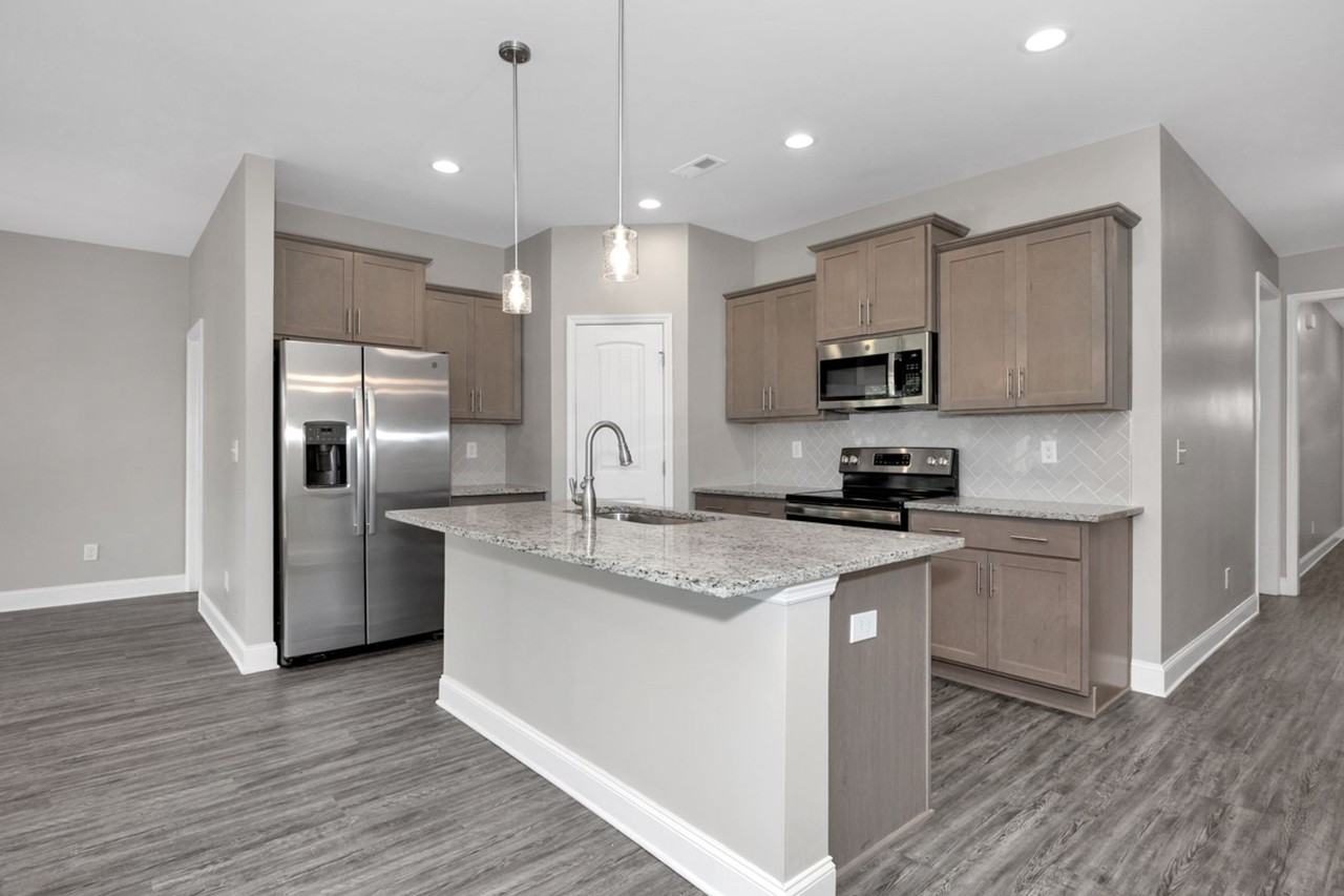 153 Cherry Laurel Dr - Photo 6 of 35