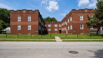 featured image of 648 S 37th St