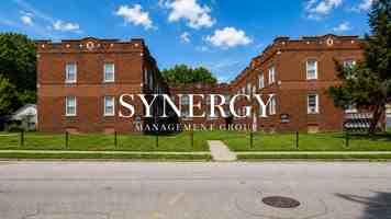 featured image of 648 S 37th St