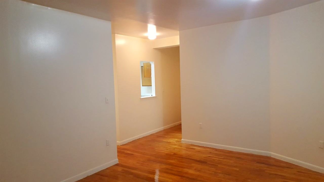 2006 Amsterdam Ave #6