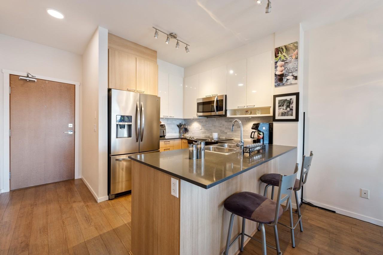 202 Lebleu Street #404 - Photo 6 of 16