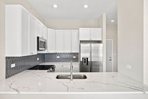 featured image of 3727 Sunnyside Ave